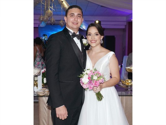 José Miguel y María Lucía celebran boda religiosa   