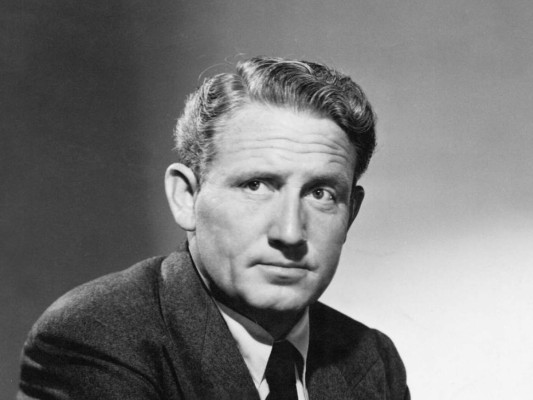 Spencer Tracy<br/>Fue galardonado en dos ocasiones consecutivas con los premios de la academia en 1938 y 1939. <br/>