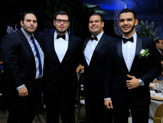 Bechir Bendeck y Lilian Pineda celebran boda religiosa