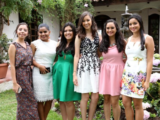 Senior breakfast de la International School