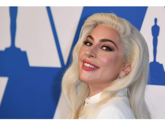Este año los anfitriones de esta gran reunión serán Lady Gaga, Alessandro Michele, Harry Styles, Serena Williams y por supuesto, la fabulosa Editor in Chief de Vogue, Anna Wintour, creadora del evento.