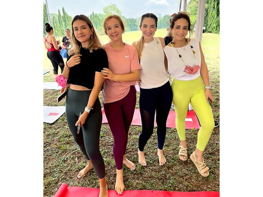 Brunch y Yoga by Olistik presentado por Michelob Ultra