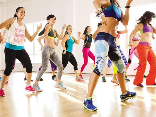 Los ejercicios top y rutinas de entrenamiento para estar en forma