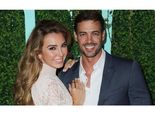 William Levy, quien es considerado como el clon latinoamericano de Brad Pitt, salió igual de infiel. Mientras trabajaba en “La Tempestad” comenzó una aventura con Ximena Navarrete pese a que tenía una relación con Elizabeth Gutiérrez.