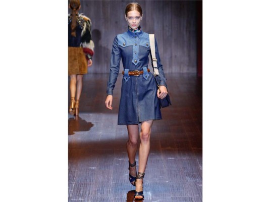 ¿Cómo llevar el denim en verano?