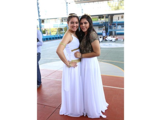 Macris School Seniors Greek Day