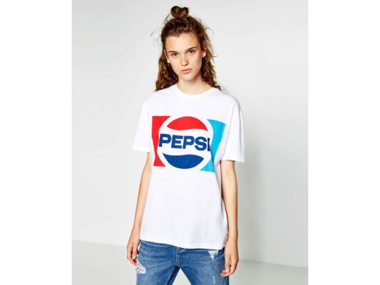 La fiebre de los logos llegó a tu closet