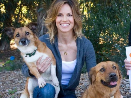 Hilary Swank con Karoo y Rumi
