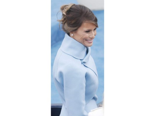 Desciframos el look de Melania Trump