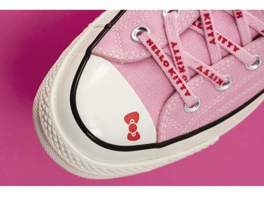 Converse lanza una nueva colección inspirada Hello Kitty