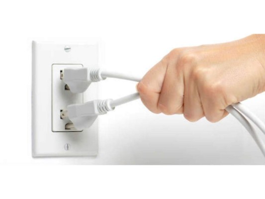 11. Desconecta todos los aparatos y el interruptor de energía eléctrica.