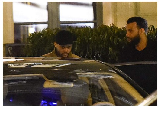 Selena y The Weeknd en París