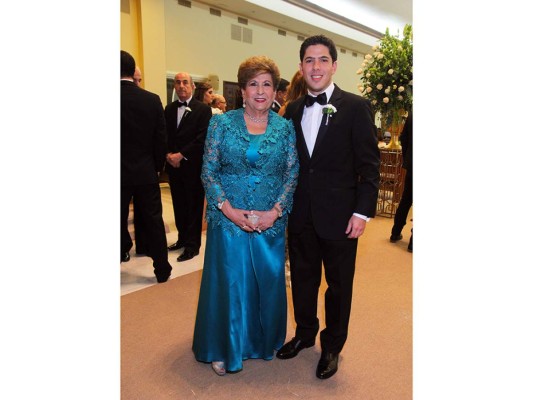 Roberto Facussé y Sophie Andonie unen sus vidas en matrimonio&nbsp;&nbsp;