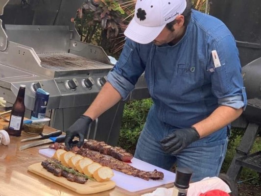 Conoce a Horacio Ruiz, el chef estelar de Estilo Let’s Get Grilling