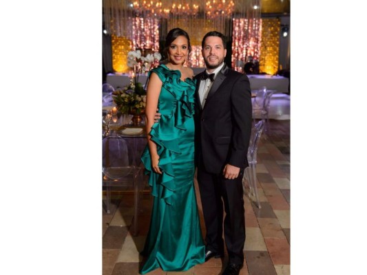 La boda de Alex Cobos y Lourdes Valladares