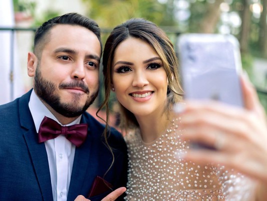 La boda civil de Alessandro Muccioli y Eva Pineda