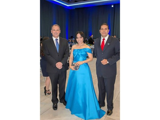 Alberto Díaz recibe el premio Valmoral 2019