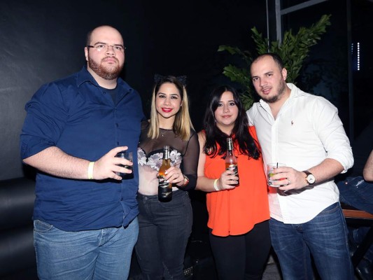 La Halloween party de Miller Genuine Draft en SPS  