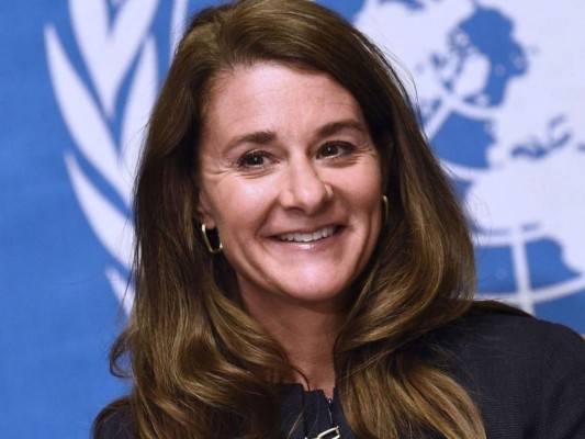 5. Melinda Gates<br/>Mantiene su posición como la mujer más poderosa en la filantropía como copresidenta de la Fundación Bill y Melinda Gates. Fundada en 2000, es la fundación benéfica privada más grande del mundo con una dotación fiduciaria de 40 mil millones de dólares.