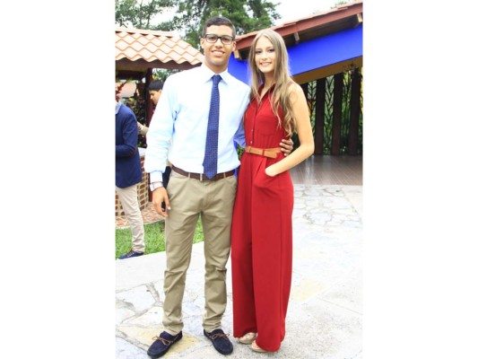 Emotivo senior breakfast de la International School