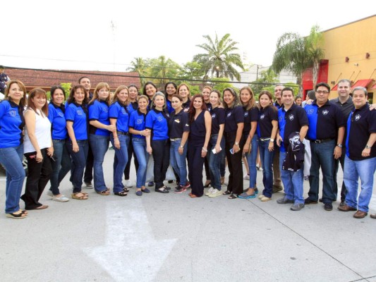 Senior Entrance del Valle de Sula