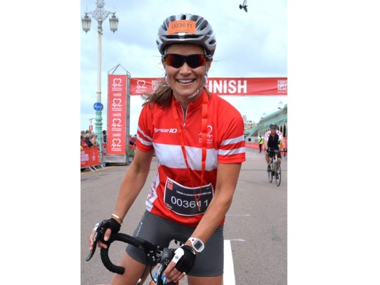 Pippa es amante de los deportes participando en carreras de esquí, triatlones y maratones por todo el mundo