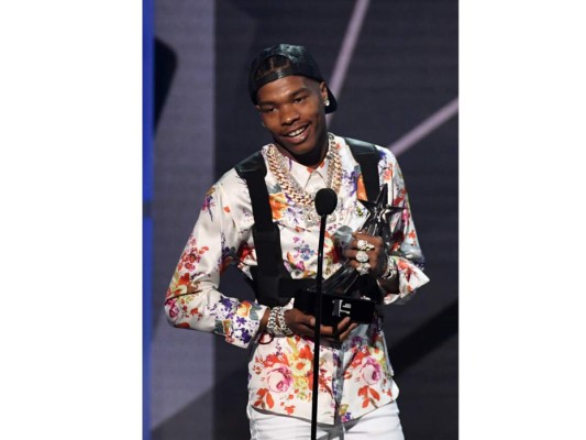 Los looks más extravagantes de los BET Awards