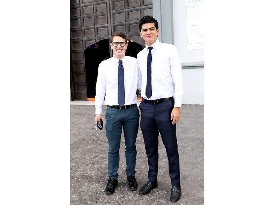 Misa para los seniors 2021 de Macris School