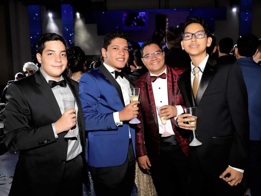 Los mejores momentos de la Prom Night de Elvel School 2019