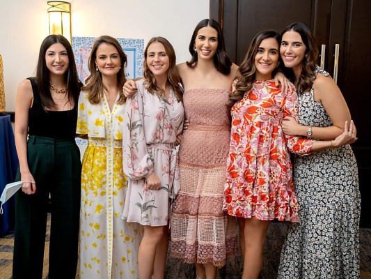 La despedida de soltera de Angie Andonie