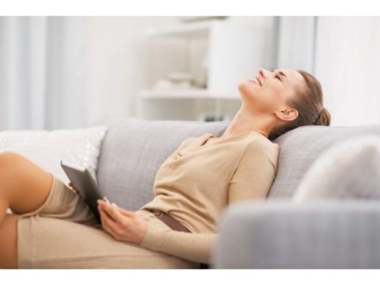 Disminuye la tensión arterial<br/> Suele utilizarse en aroma terapia ya que ayuda a disminuir la tensión arterial y favorece la relajación, por lo que es indispensable para eliminar aquellos síntomas derivados del estrés.<br/>