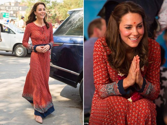 Kate en un vestido de estilo étnico en color burdeo de la firma Glamorous (precio: 50 Euros) que combinó con un cinturón atado a la cintura y zapatillas color crema. La duquesa de Cambridge compartió momentos y juegos con niños en situación vulnerable.