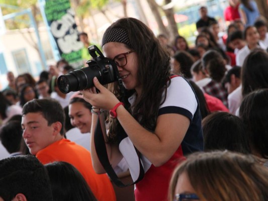 Show de moda y talento en Macris School