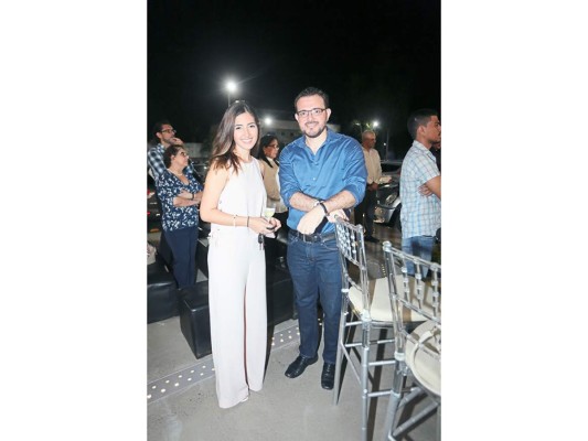Brindis por los éxitos de Plaza Numa