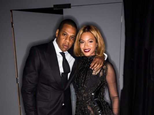 '¿Me estás siendo infiel?', '¿qué es peor, estar celosa o loca?' son algunas de las letras que Beyonce escribió a su marido Jay-Z, luego de los escándalos de infidelidad que los rodeaban. El famoso rapero luego habló abiertamente acerca del tema.