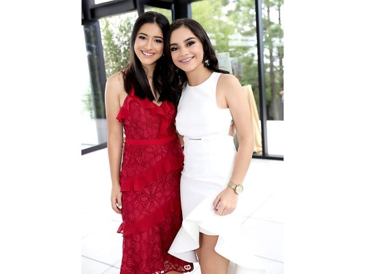 Isabella Cantón y Abigaíl Duarte.
