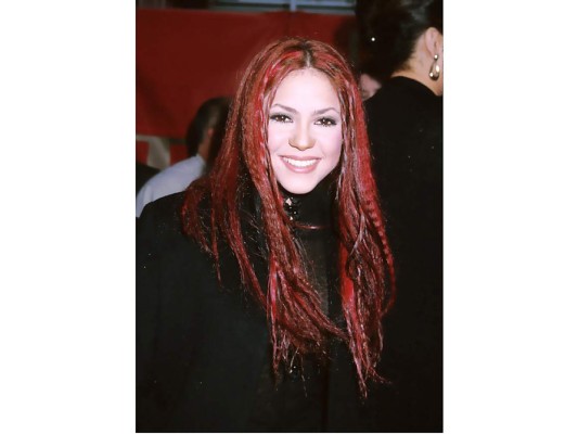 6-Shakira nos muestra otro tipo de uso a la salsa de tomate