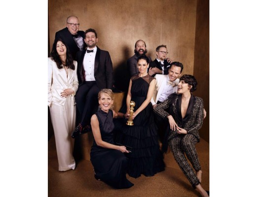 El team de Fleabag: ganadores a Mejor serie de televisión, musical o comedia