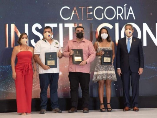 BAC Credomatic, CANATURH y el IHT presentan ganadores de Premios Copán 2021