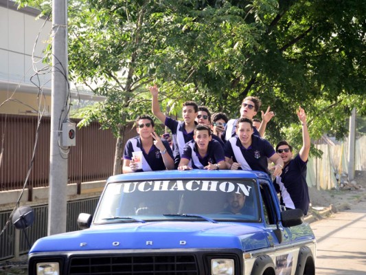 Senior entrance de la Escuela Internacional Sampedrana