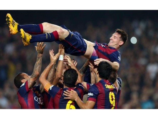 9. Máximo goleador de la historia de la liga española. 'La pulga' superó la marca al finalizar un contraataque del brasileño Neymar y cerró su cuenta sumando otra diana, para dejar el récord en 253. El Barça ganó 5-1 y sus 28 puntos en el 2014.
