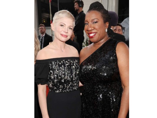 Michelle Williams y Tara Burke en los Golden Globes