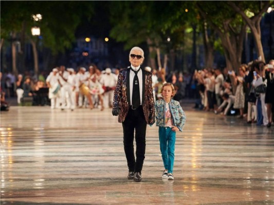 Los desfiles más sorprendentes de Karl Lagerfeld