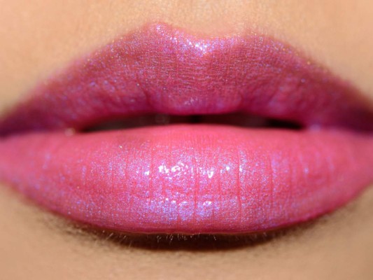 Conoce los Grand Illusion Glossy Liquid Lipcolour by MAC