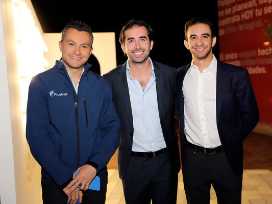 El futuro automovilístico llega a Honduras con el Tesla Model 3&nbsp;&nbsp;