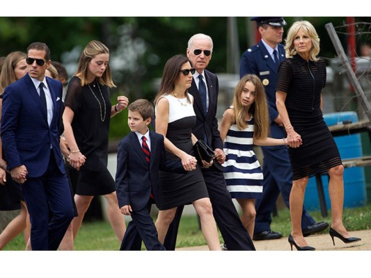 La viuda de Beau Biden ahora es pareja de su cuñado