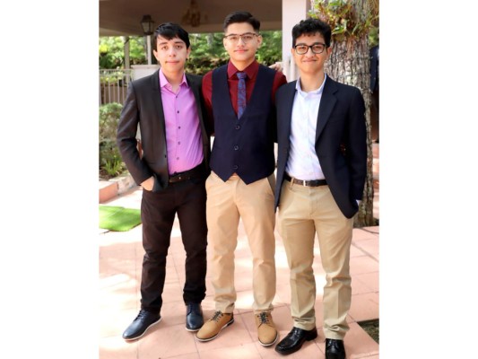 Dariel Sevilla, Saúl Águilar y Jeffrey Quintanilla