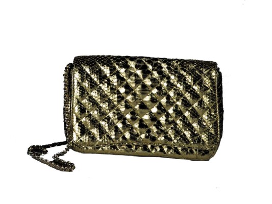 Uno de los favoritos el Golden Kate bag, perfecto para tu fiesta de Navidad o Año Nuevo<br/>