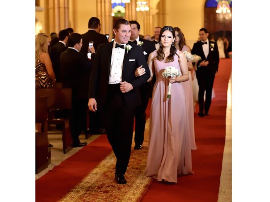 La boda eclesiástica de María Fernanda Rivera y John Kewish