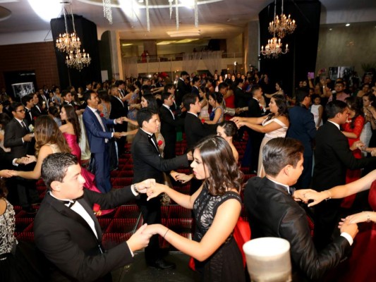 La fiesta Prom de Macris School 2017